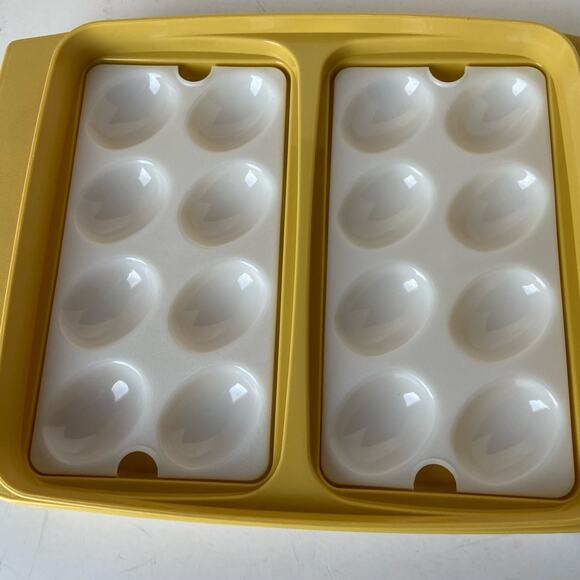 Vintage Tupperware Deviled Egg Keeper Carrier Tray Container Harvest Gold - Picture 4 of 12
